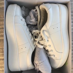 Steve Madden platform sneakers